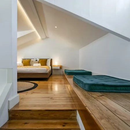 Hip Tailor Made Duplex Penthouse In Bairro Alto Apartment
