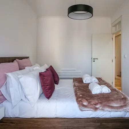 Hip Tailor Made Duplex Penthouse In Bairro Alto Apartment
