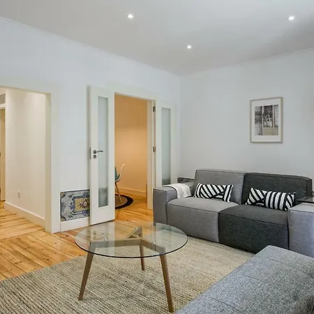 Apartment Hip Tailor Made Duplex Penthouse In Bairro Alto *