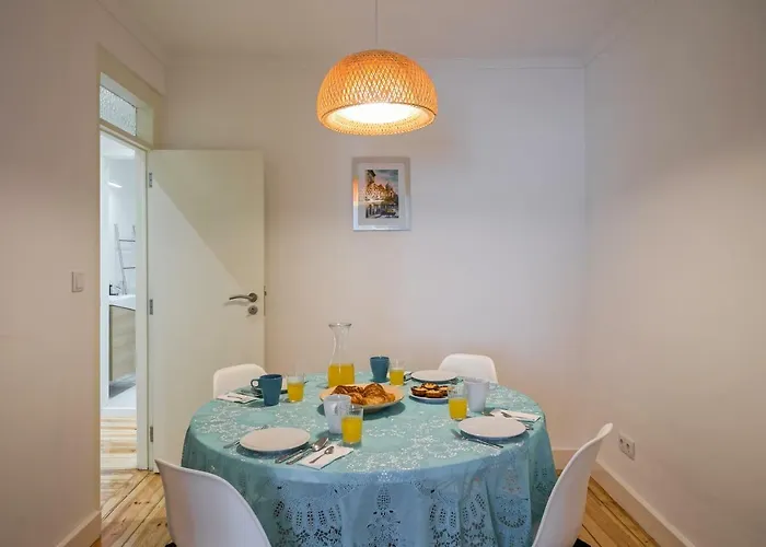 Hip Tailor Made Duplex Penthouse In Bairro Alto *