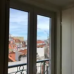 Апартаменты Hip Tailor Made Duplex Penthouse In Bairro Alto Лиссабон