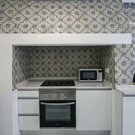 Hip Tailor Made Duplex Penthouse In Bairro Alto Апартаменты *